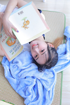 闪耀优俊少女